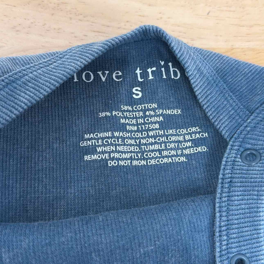 Love Tribe Size S Born to Be a Cowgirl Graphic Tank Top