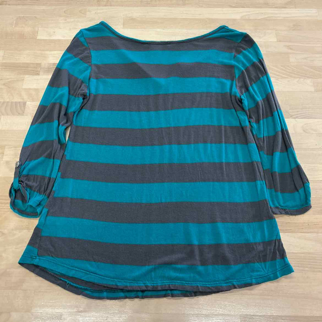 Robins Nest Size L Teal Longsleeve