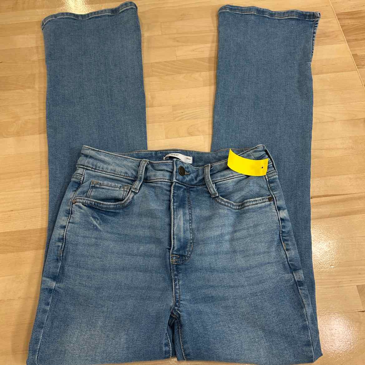 Nine West Size 4 Blue Denim Preloved Jeans