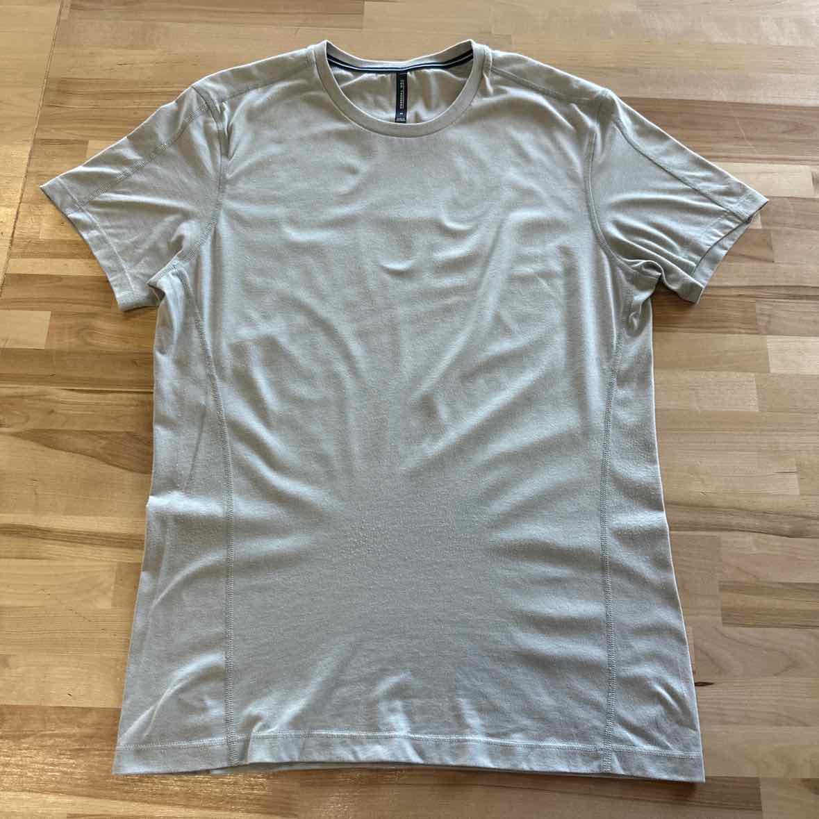 Male Ten Thousand Men's Size M Gray MENS Short Sleeve Shirt