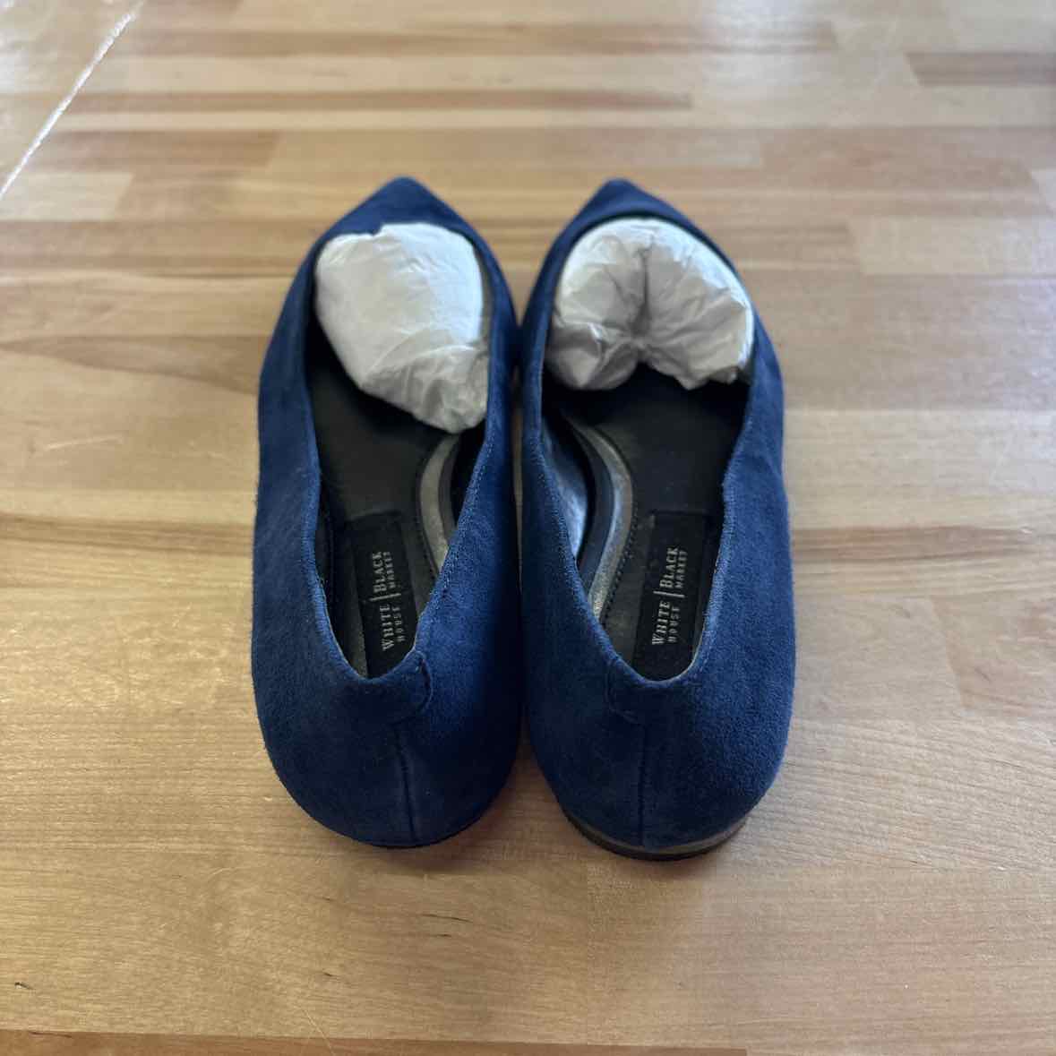 White House Black Market Size 7.5 Blue Suede New Flats