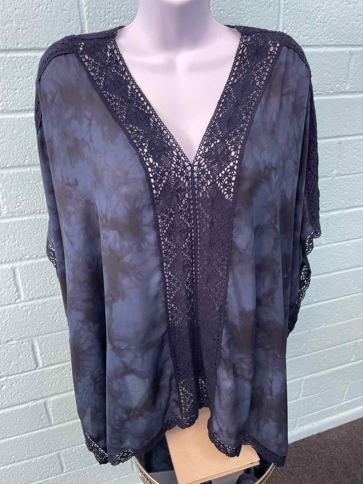 Chico's Size S/M Dark & Light Blue Tunic