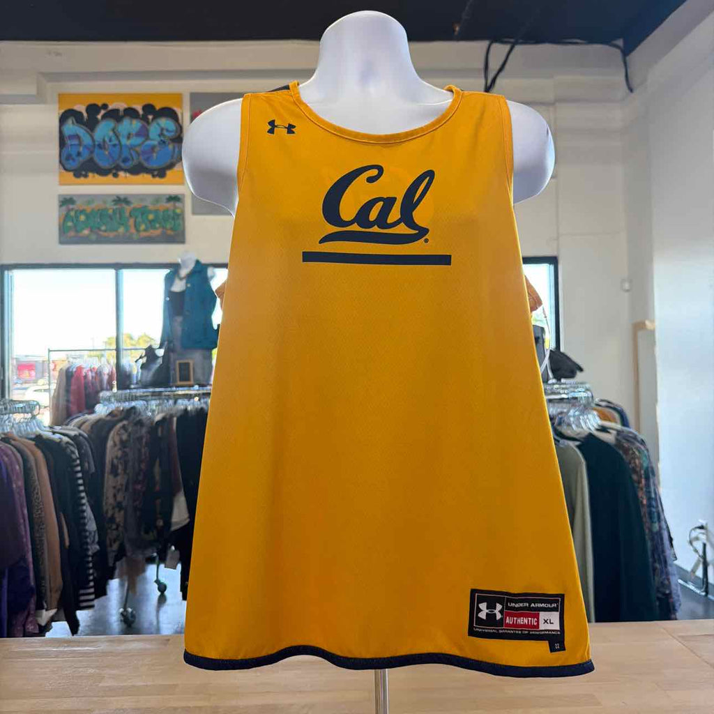 Under Armour Size XL Yellow Jersey
