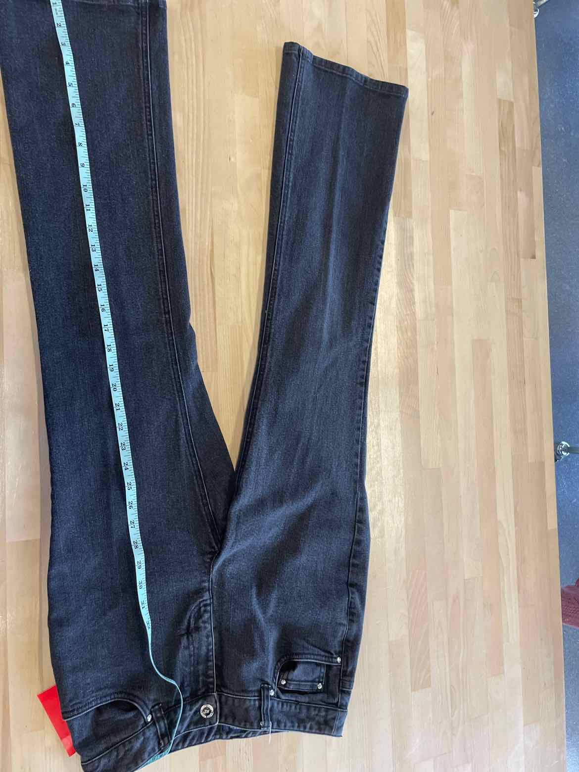 Anne Klein Size 2 Jeans