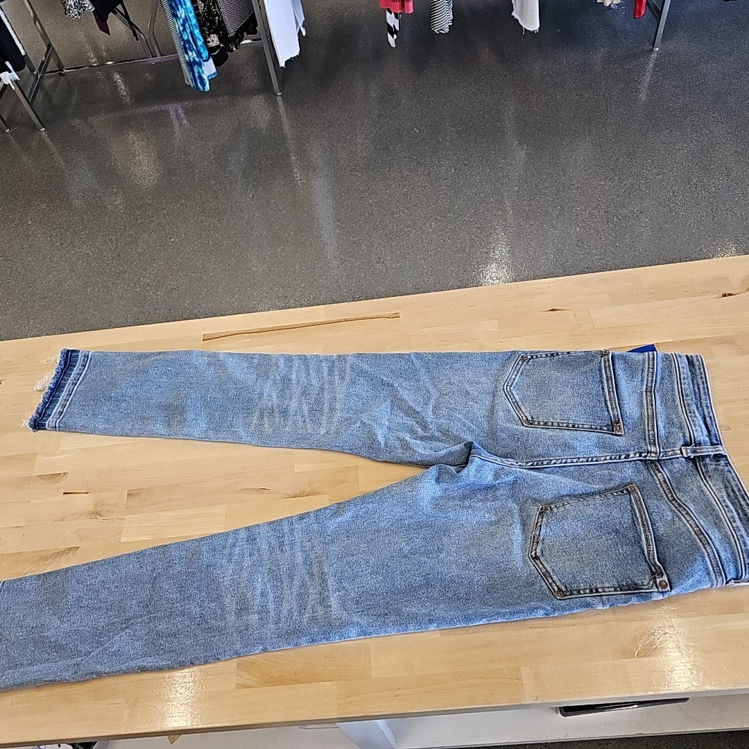 Pilcro Size 27 Denim Jeans