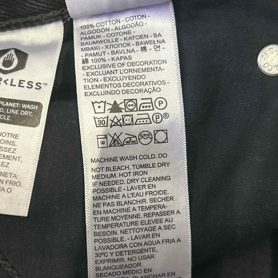 Levi's Size 26 Black Denim Preloved Jeans