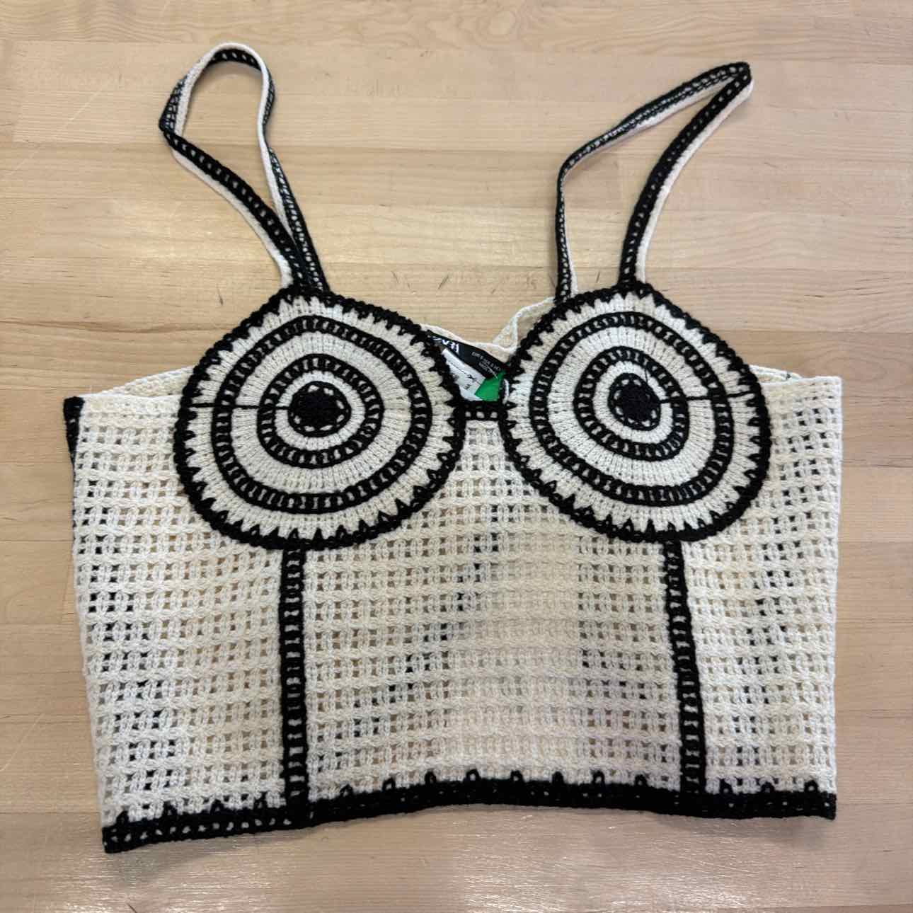 XAI Size S White Knit Preloved Tank