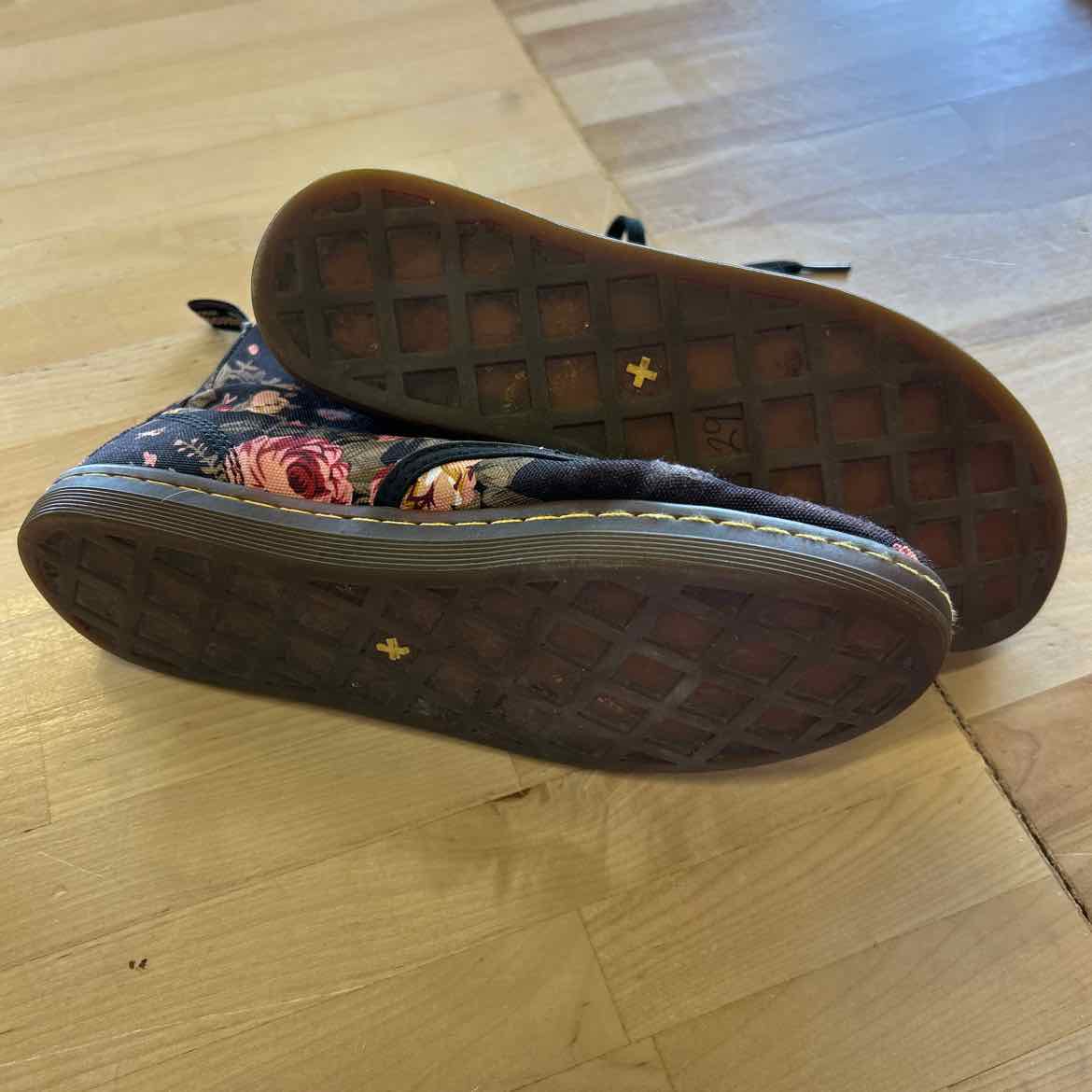Dr Martens Size 7 Black/Pink Preloved Boots