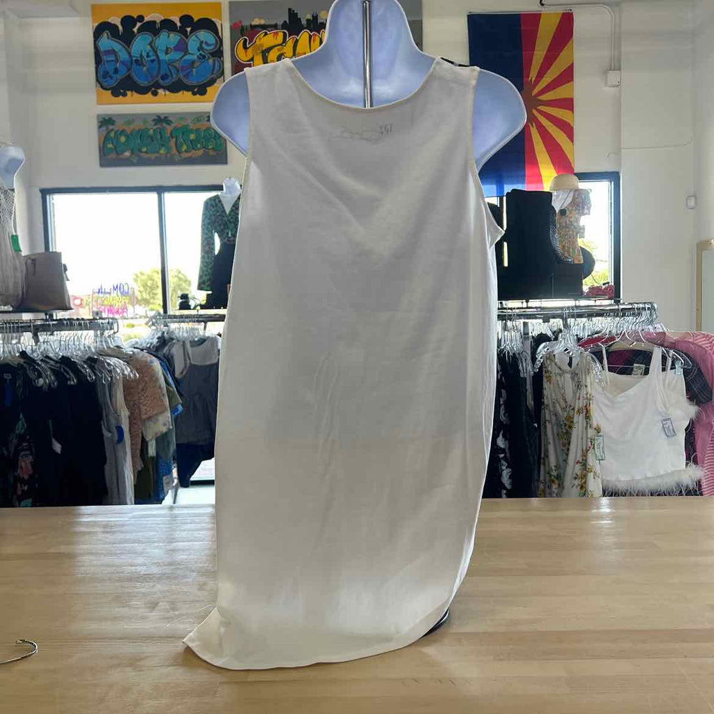 DG2 Size M Black White Preloved Tank