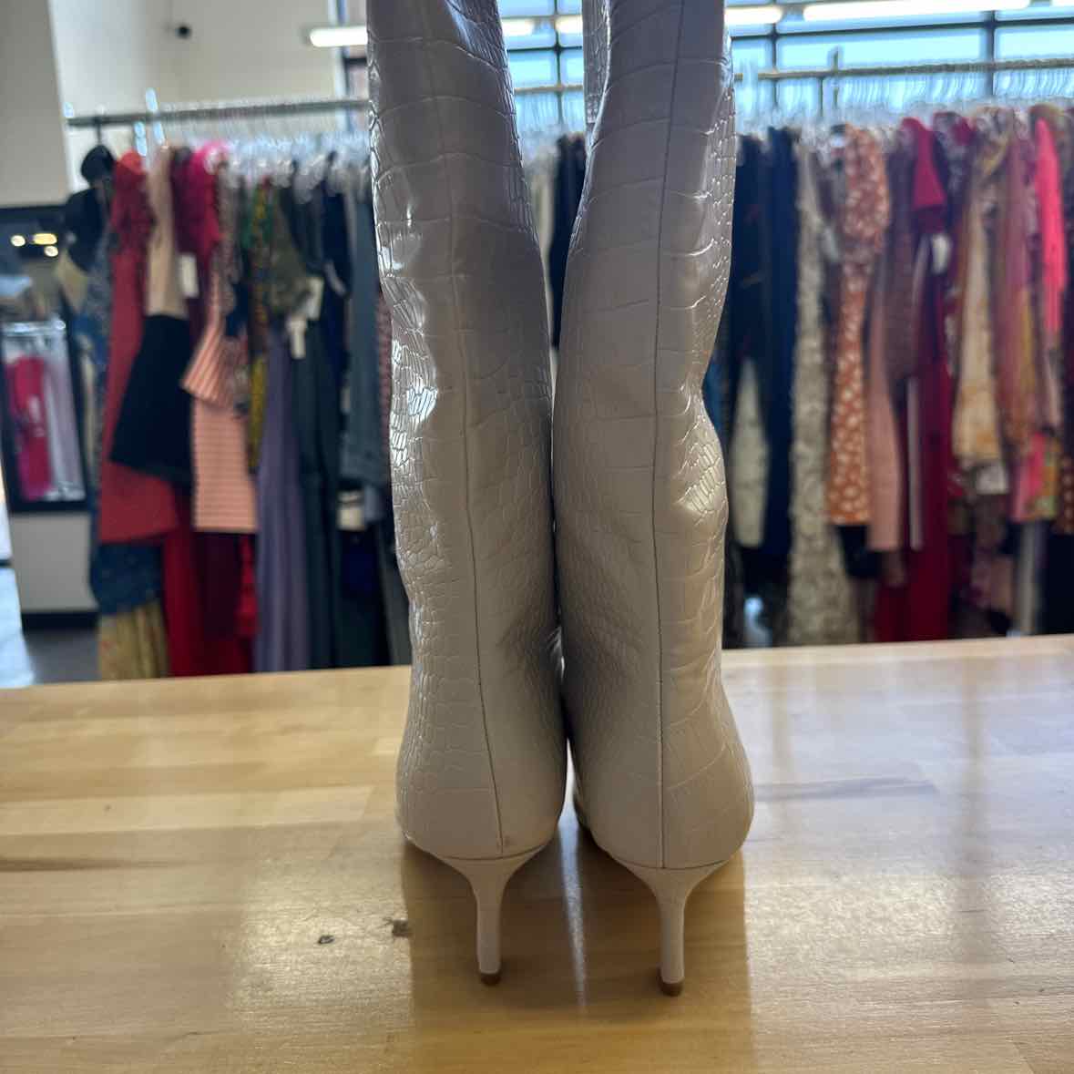 Steve Madden Shoe Size 5.5 White Boots