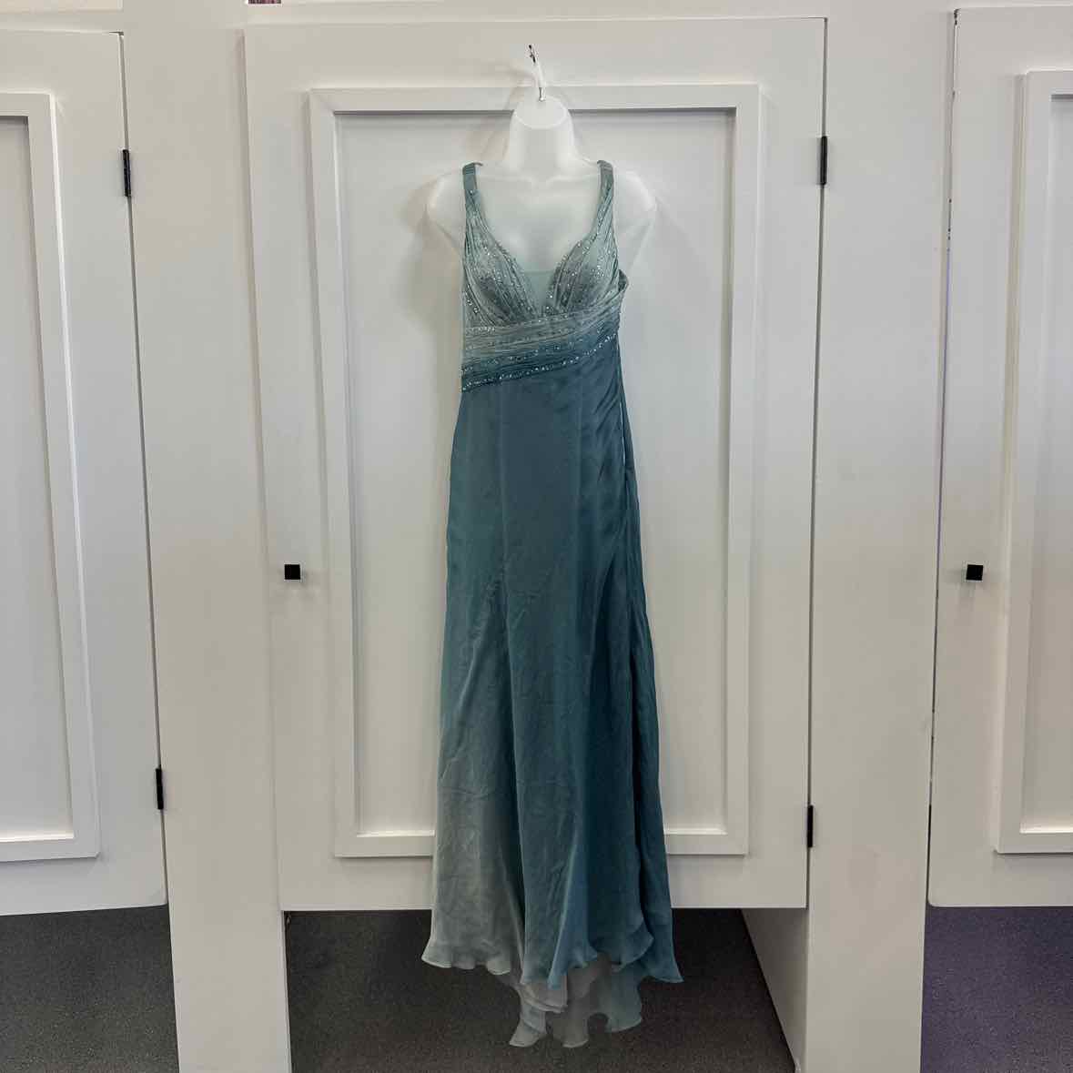 Alberto Makali Size 4 Blue Dress