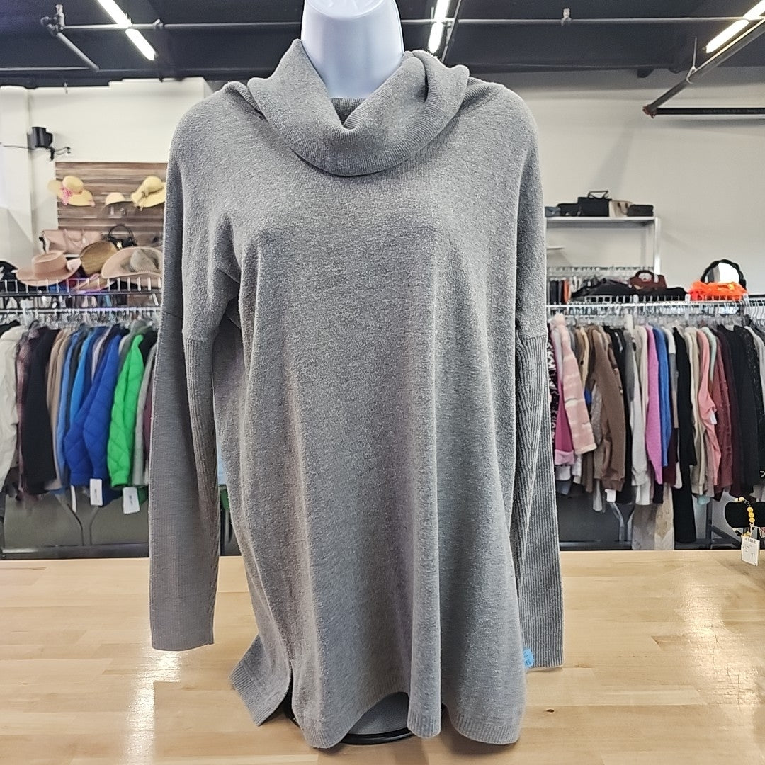 Banana Republic Size S Gray Sweater