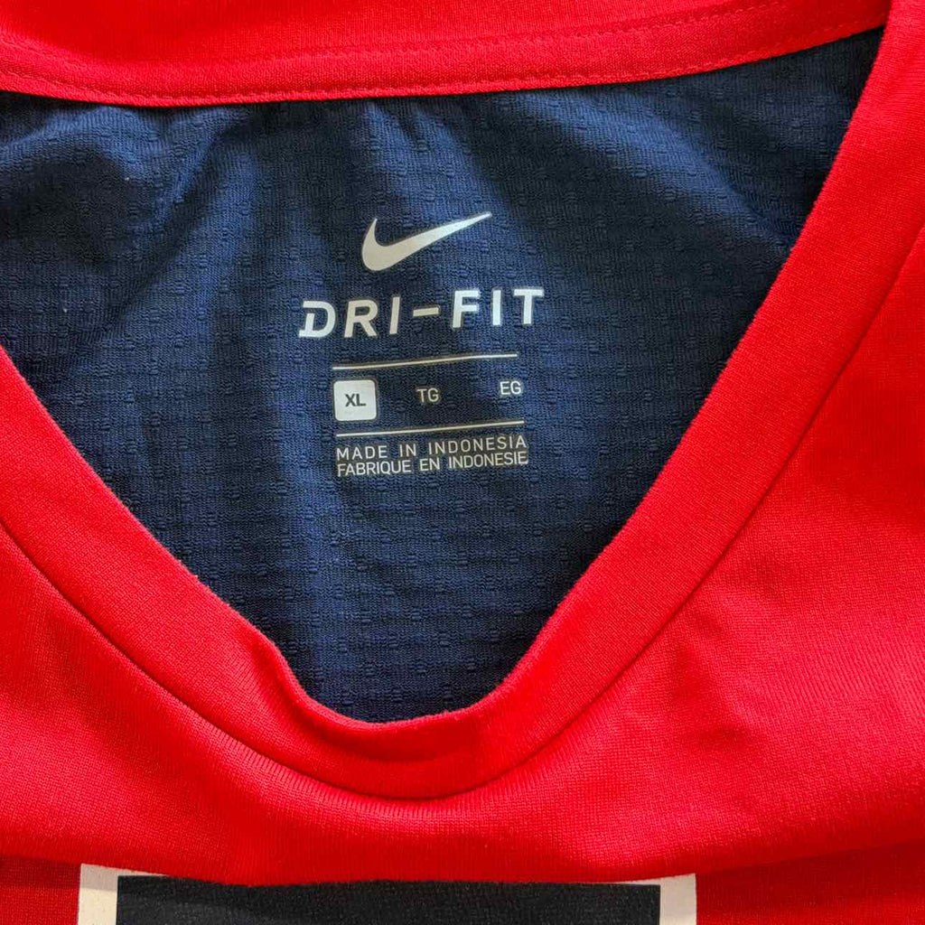 Nike Size XL Red Used MENS Long Sleeve Shirt