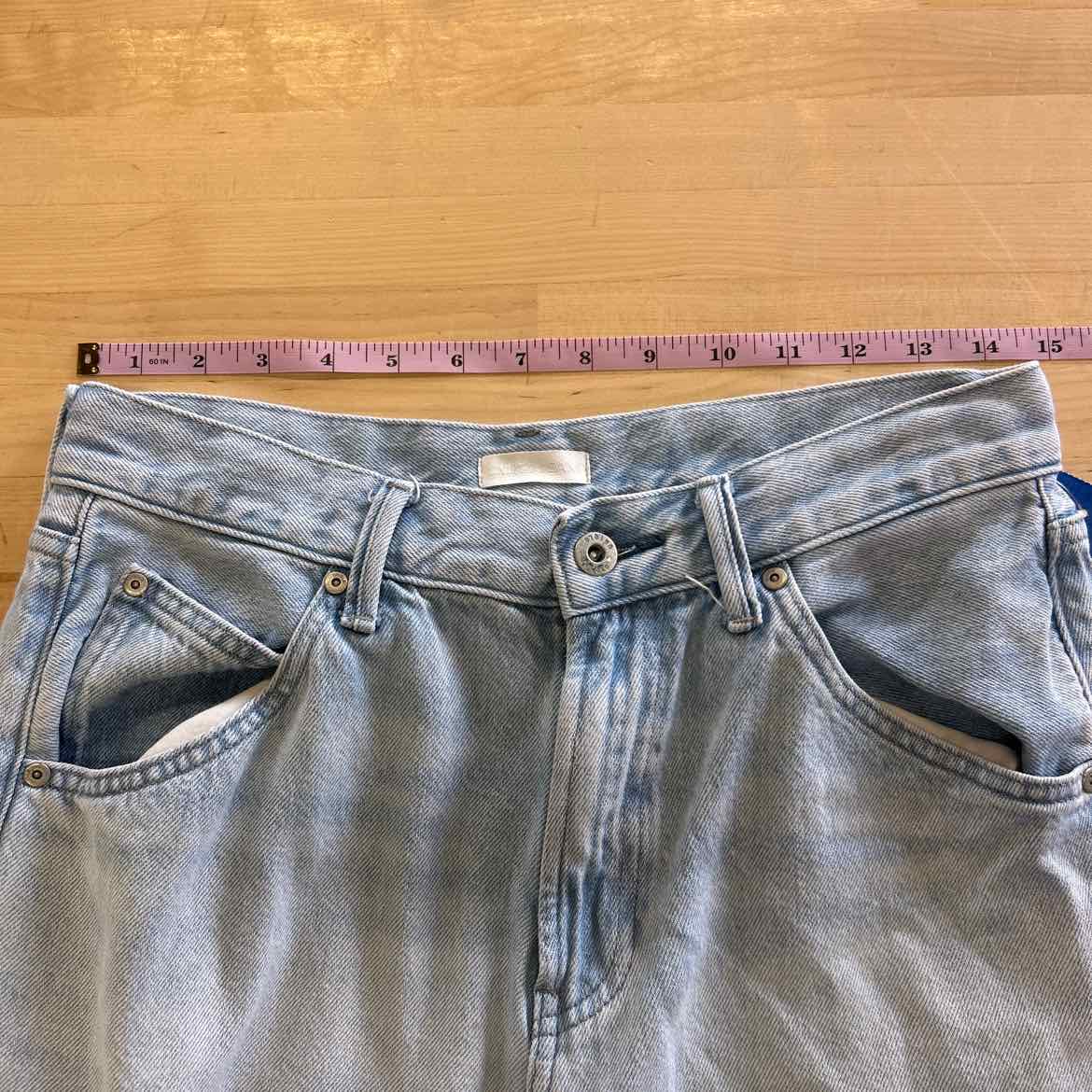 UNIQLO Size 27 Light Blue Denim Preloved Jeans