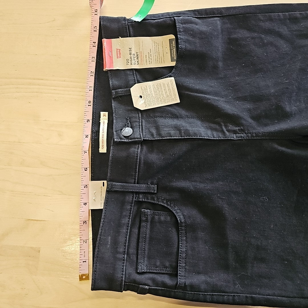 Women's Levi'sÂ® 720â„¢ High-Rise Super Skinny Jeans