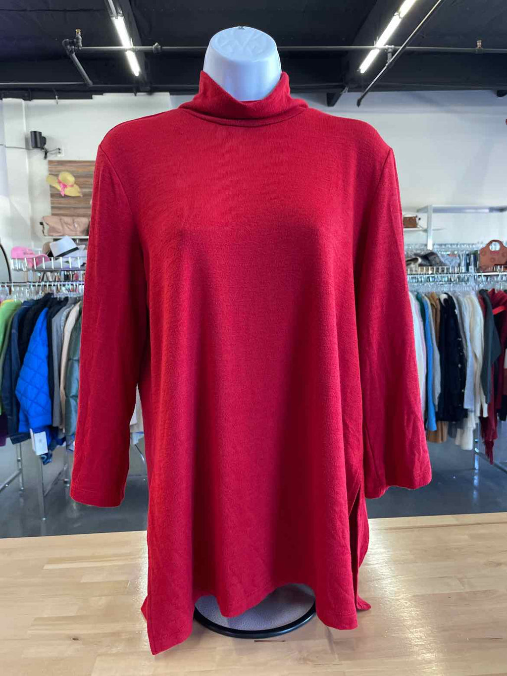 Tahari Size L Red Long Sleeve