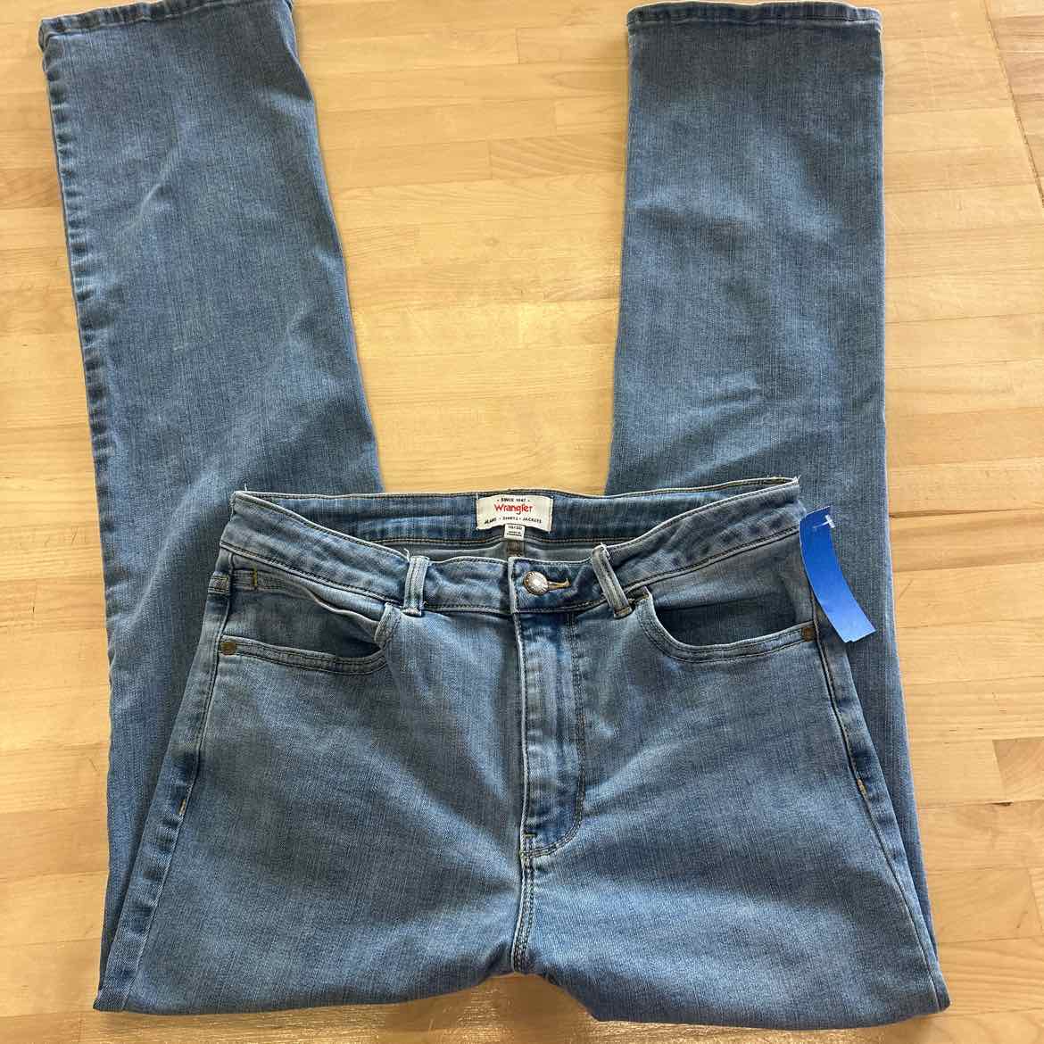 Wrangler Size 10 Blue Denim Preloved Jeans