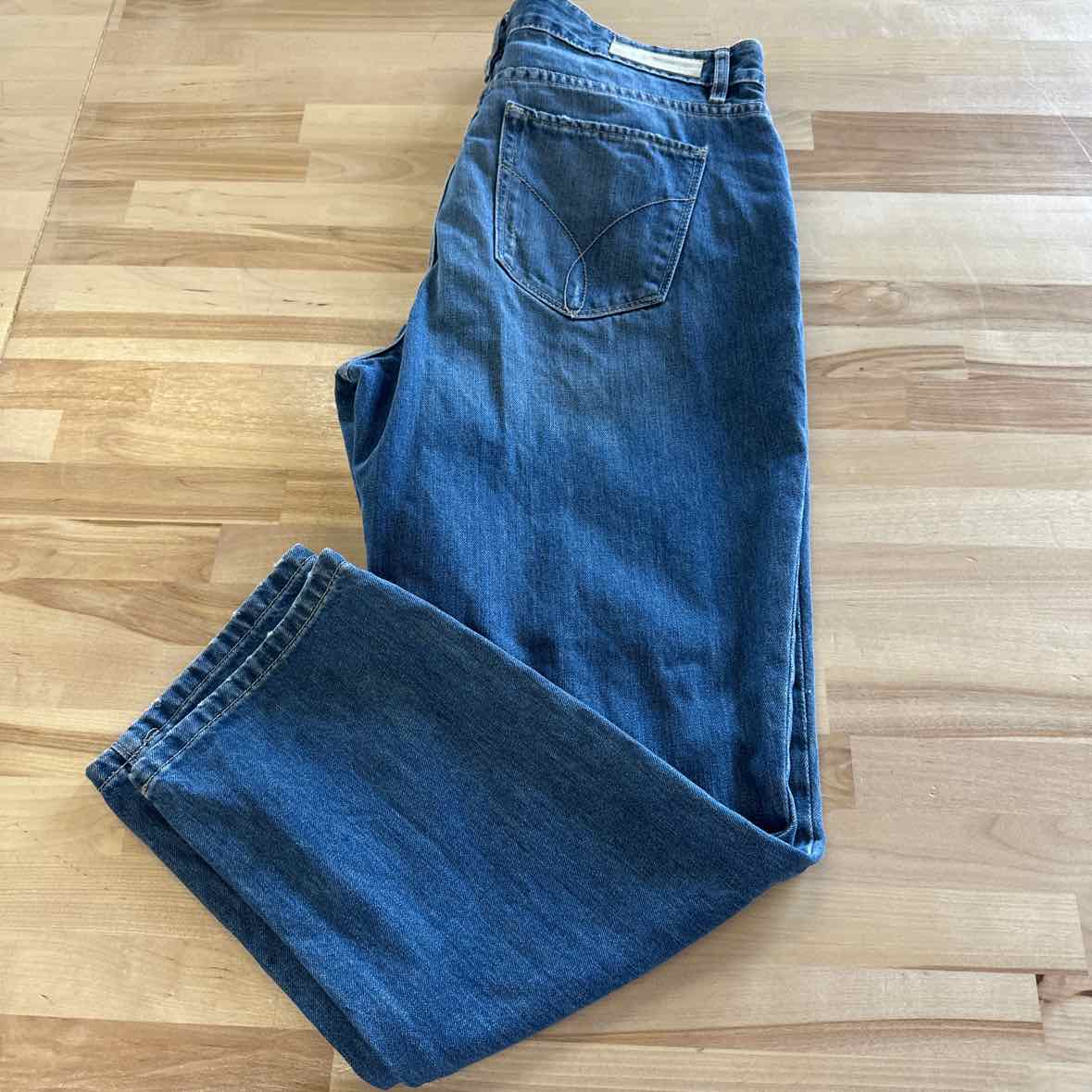 Calvin Klein Size 29 Blue Jeans