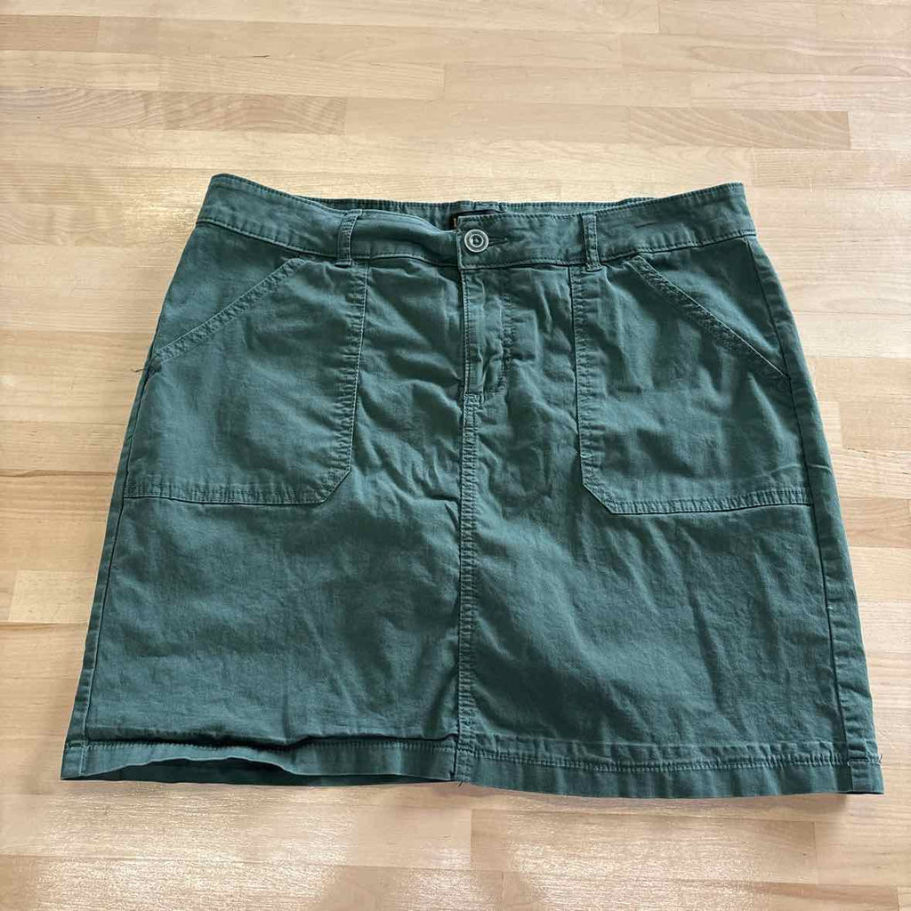 lee Size L Green Skorts