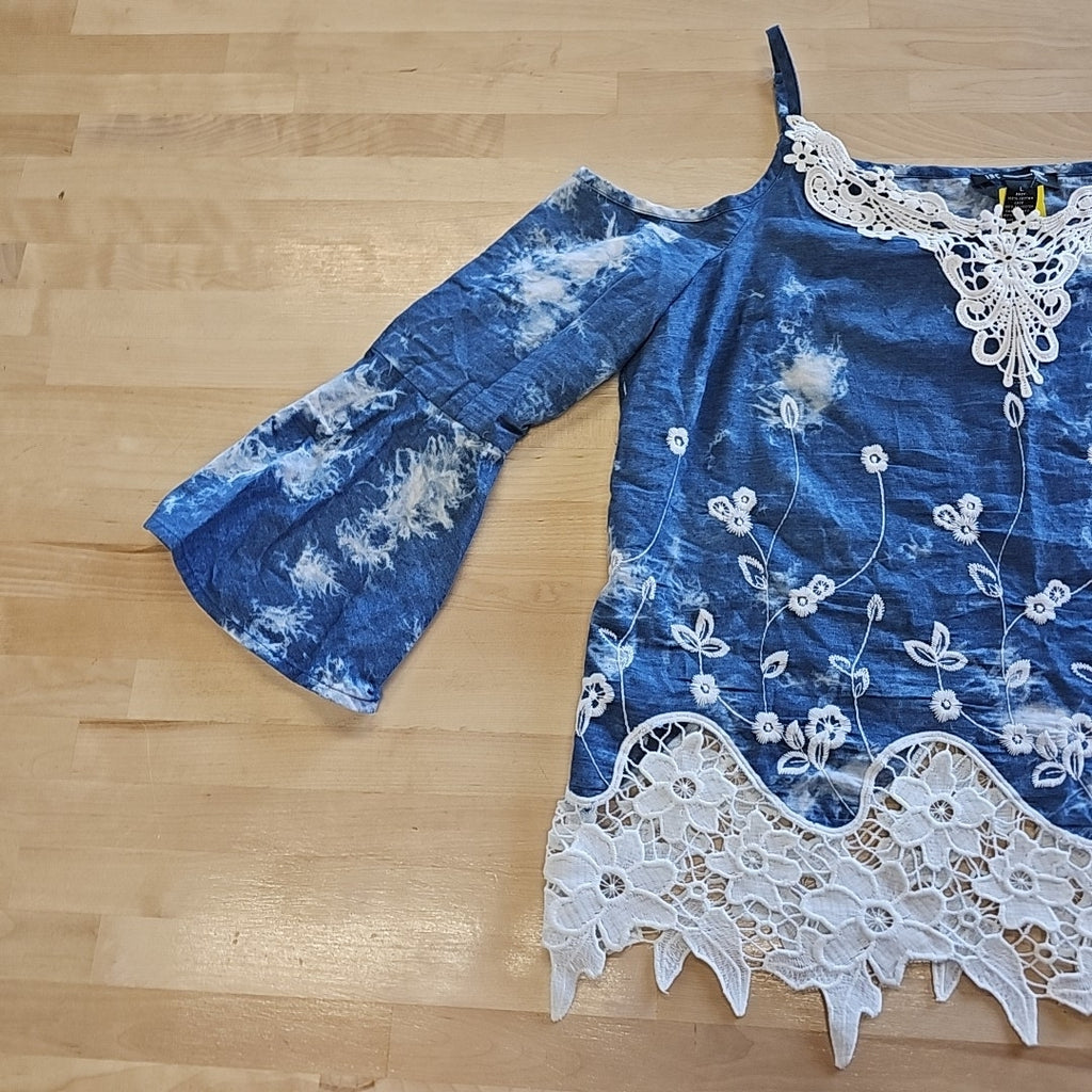 INC Size L Blue & White Blouse