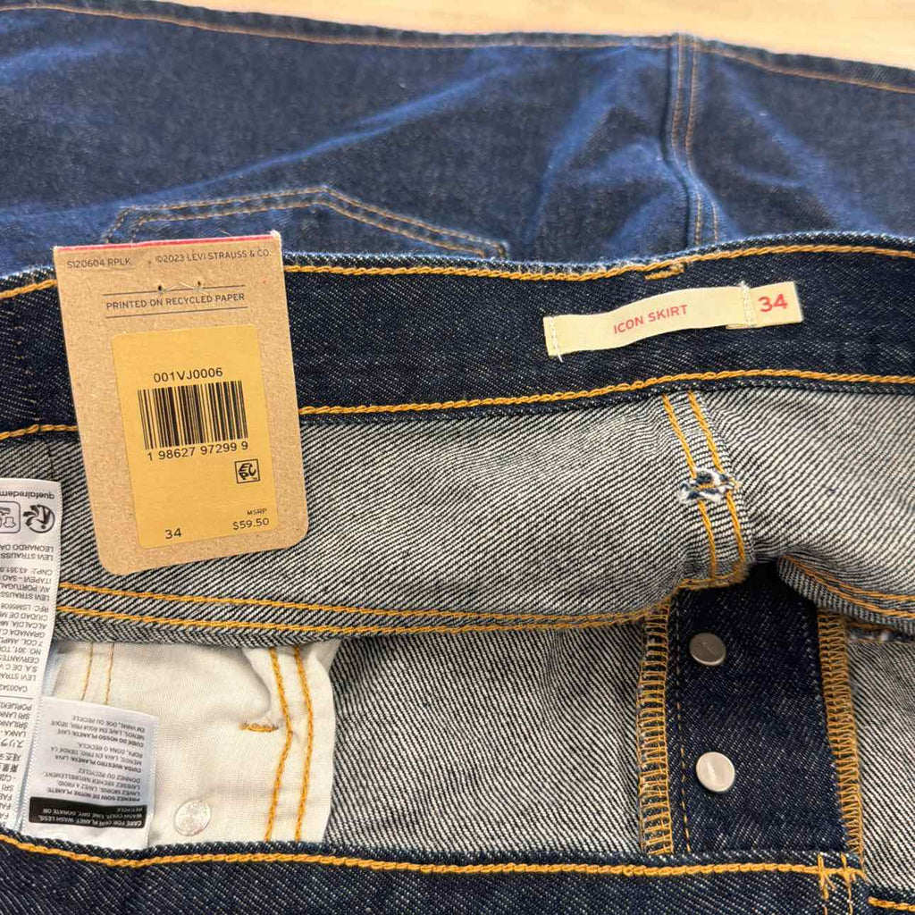 Levi's Size 34 Western Yoke Icon Denim Skirt - Shaded View