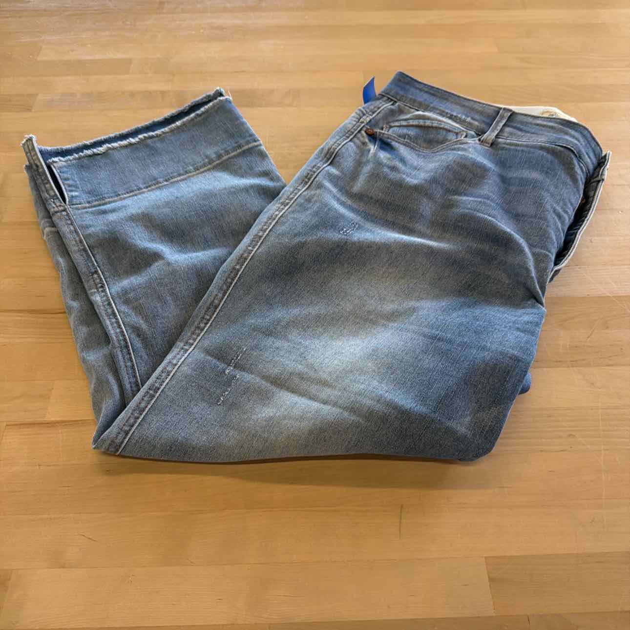 Democracy Size 16 Denim Preloved Jeans