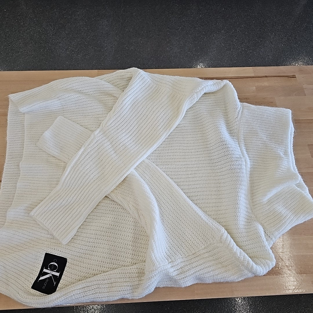 Calvin Klein Size M Cream Knit Turtleneck