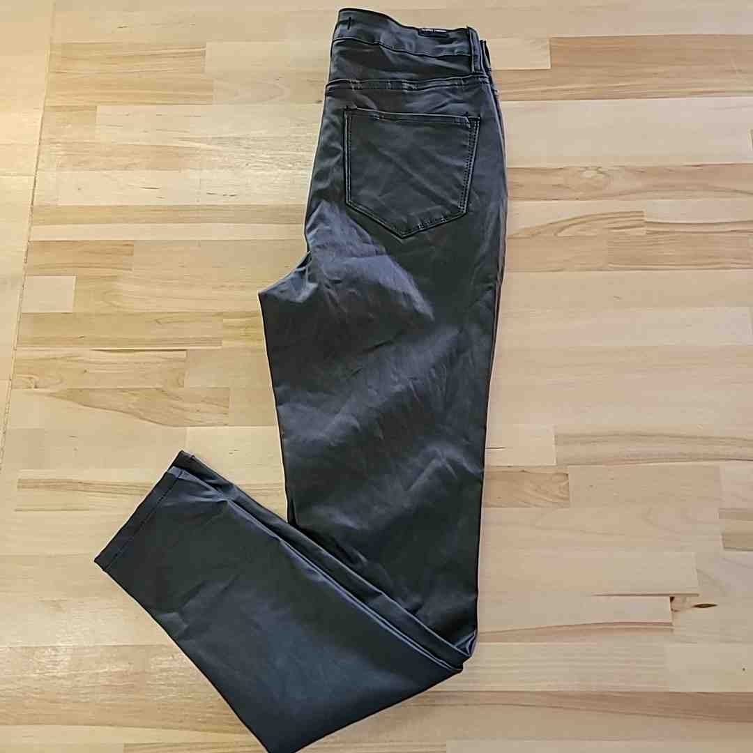 Almost Famous Size 5 Black super High Rise Skinny Faux Leather Pants