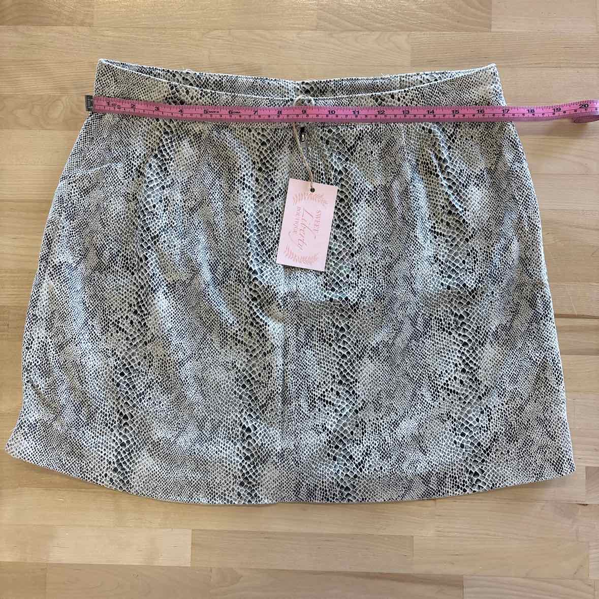 Hem&thread Size L Gray Skirt