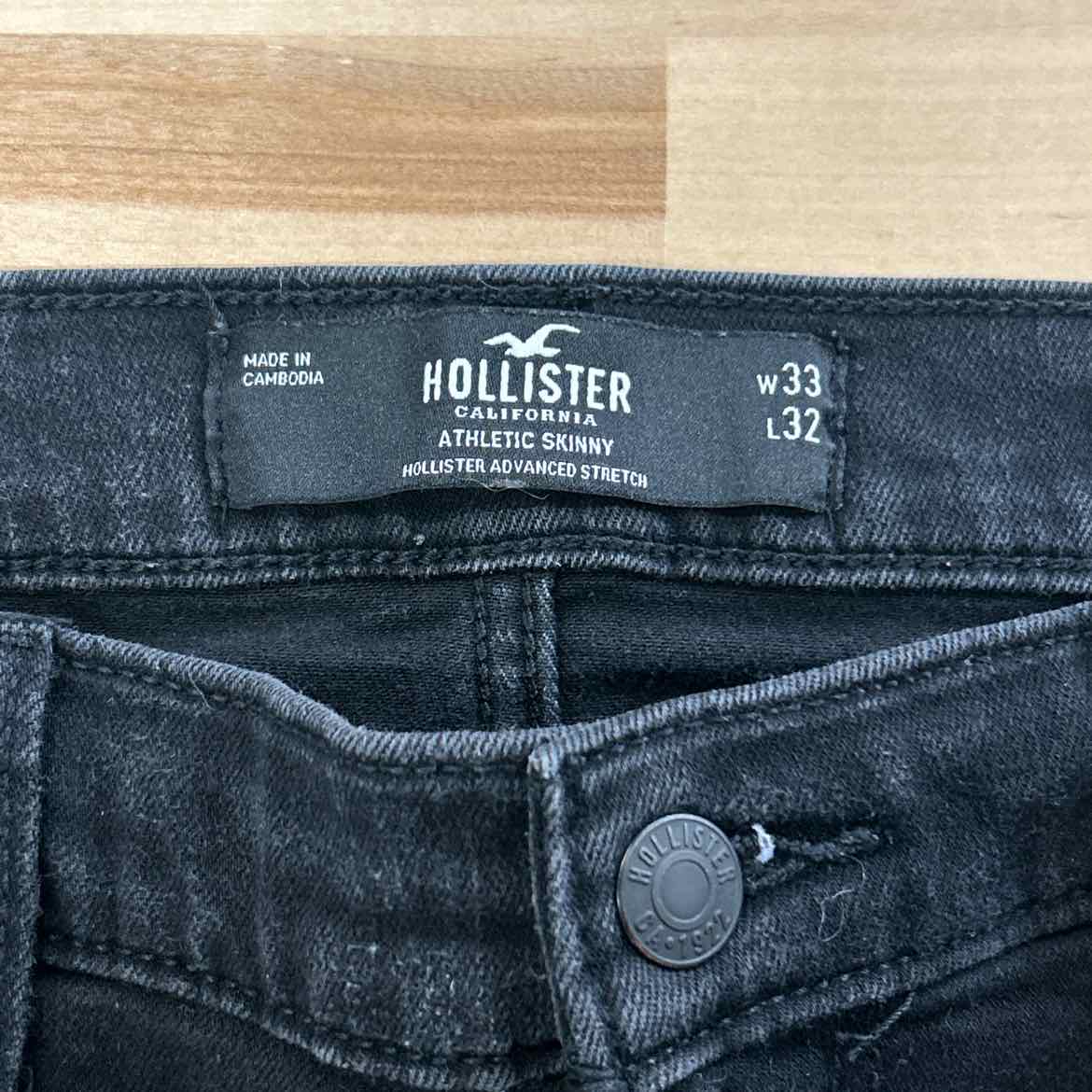Hollister Size 33 Black Jeans