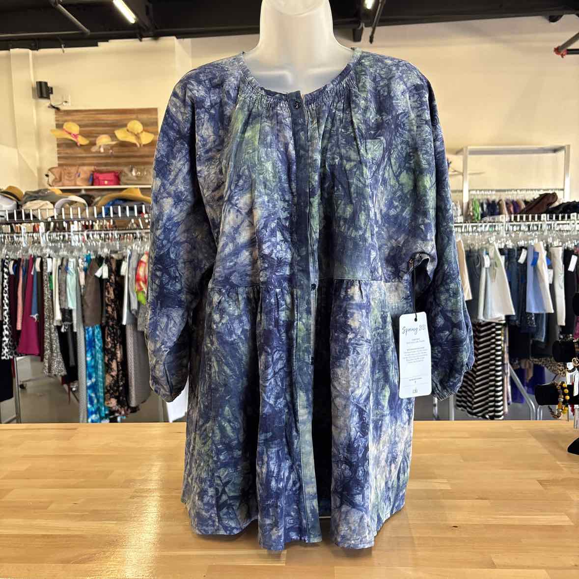 Cabi Size M Blue & Green Button Down Shirt
