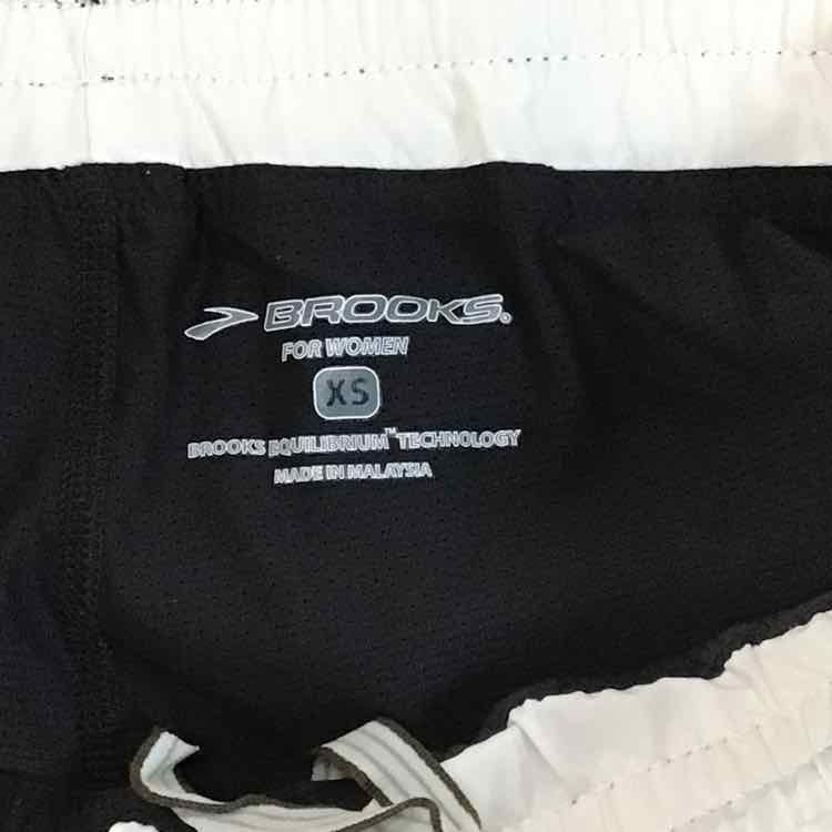 Brooks Size XS Black Preloved Athletic Shorts