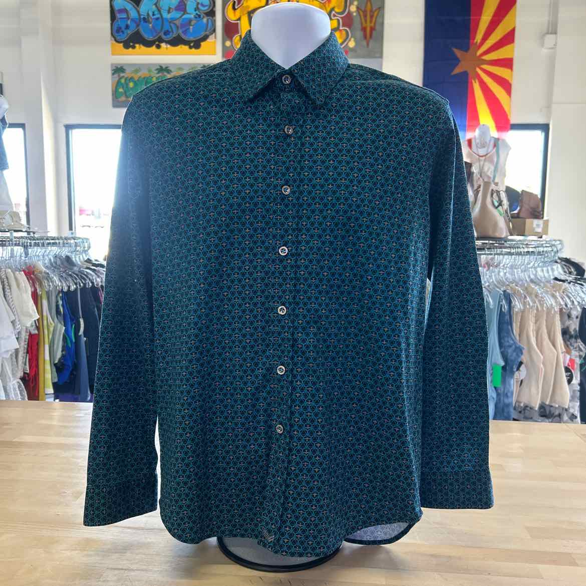 Butter Cloth Size M Black Blue Preloved Button Down LS