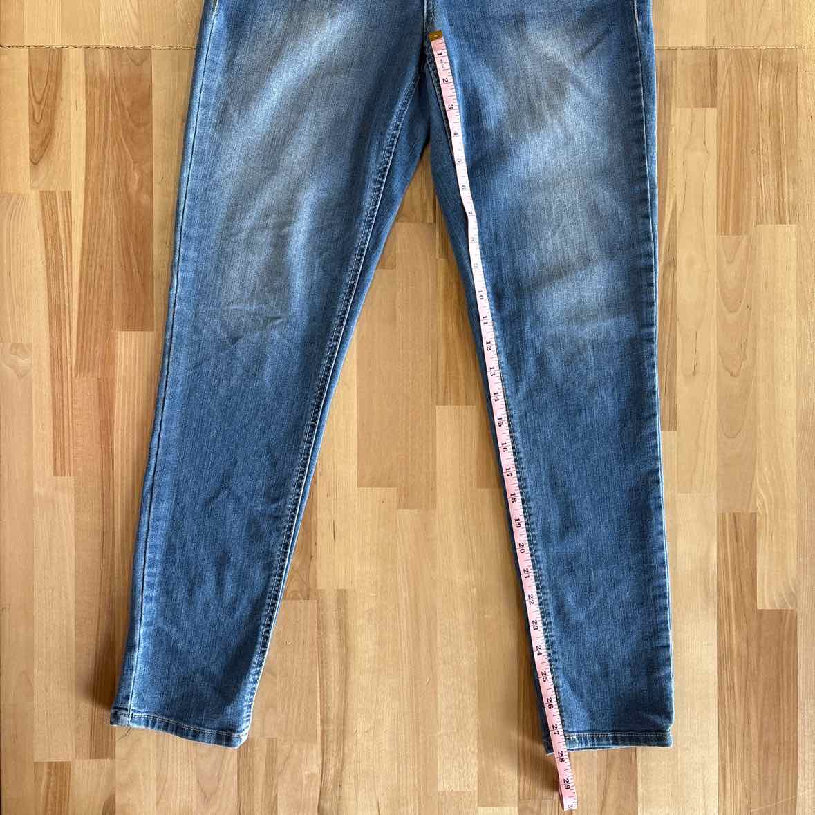 Democracy Size 4 Denim Jeans