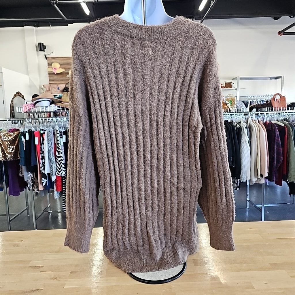hippie rose Size M Brown Knit Sweater