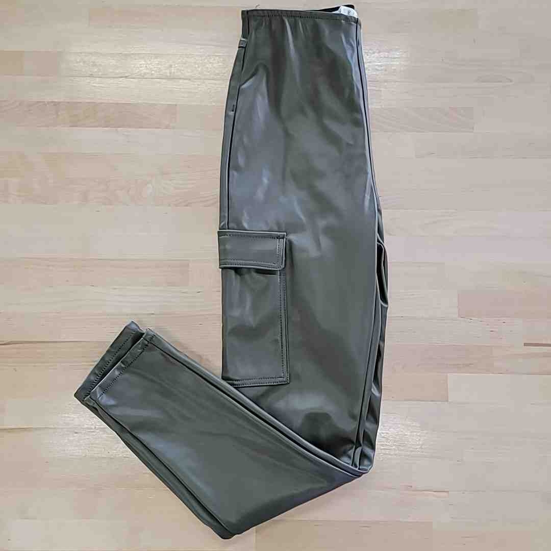 TINSELTOWN Size S Faux Leather High Rise Pull-on Skinny Cargo Jeans NWT