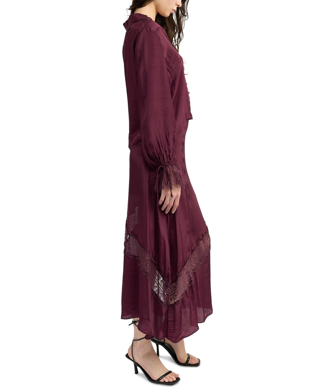 En Saison Women's Cover Lace-Cuff Collared Blouse - Bordueax