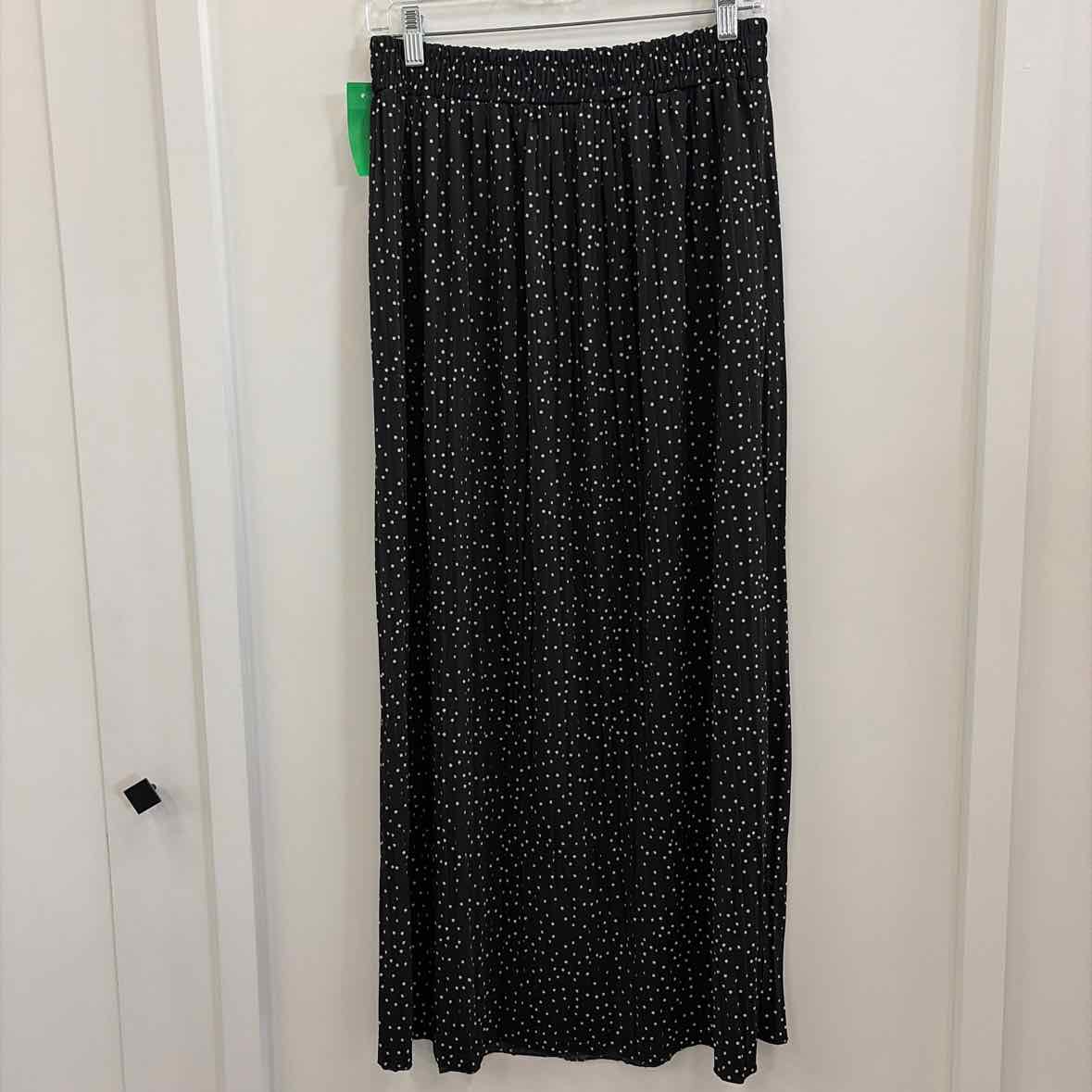 Jon & Ana Size XL Black Preloved Skirt