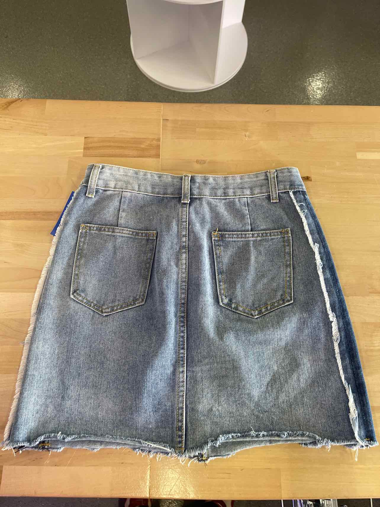 Chelsea & Violet Size S Denim Preloved Skirt