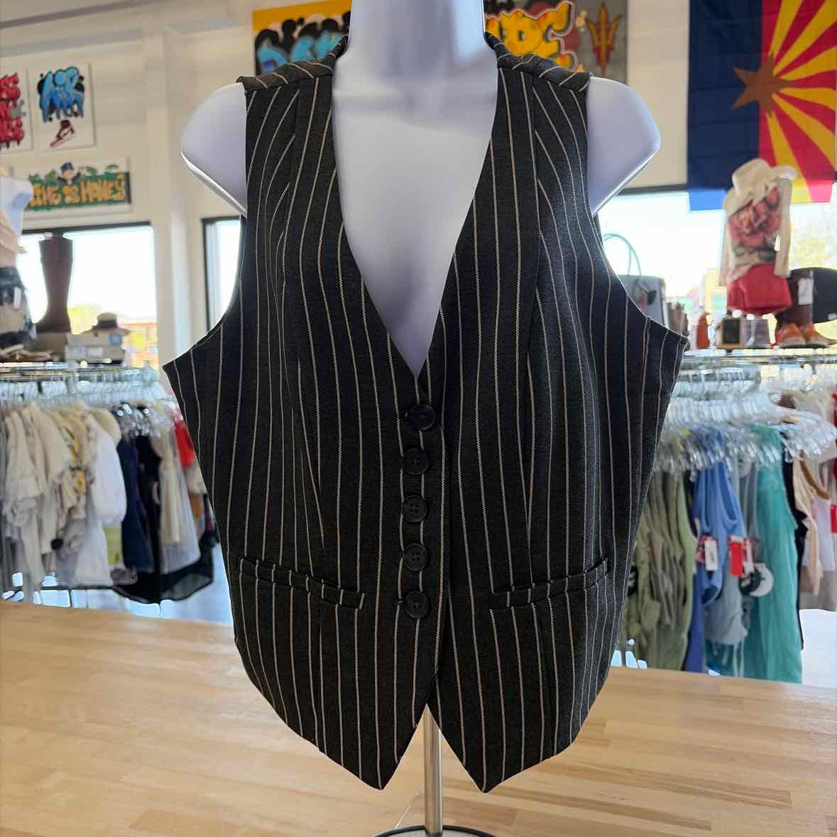 Torrid Size 00 Black New Vest