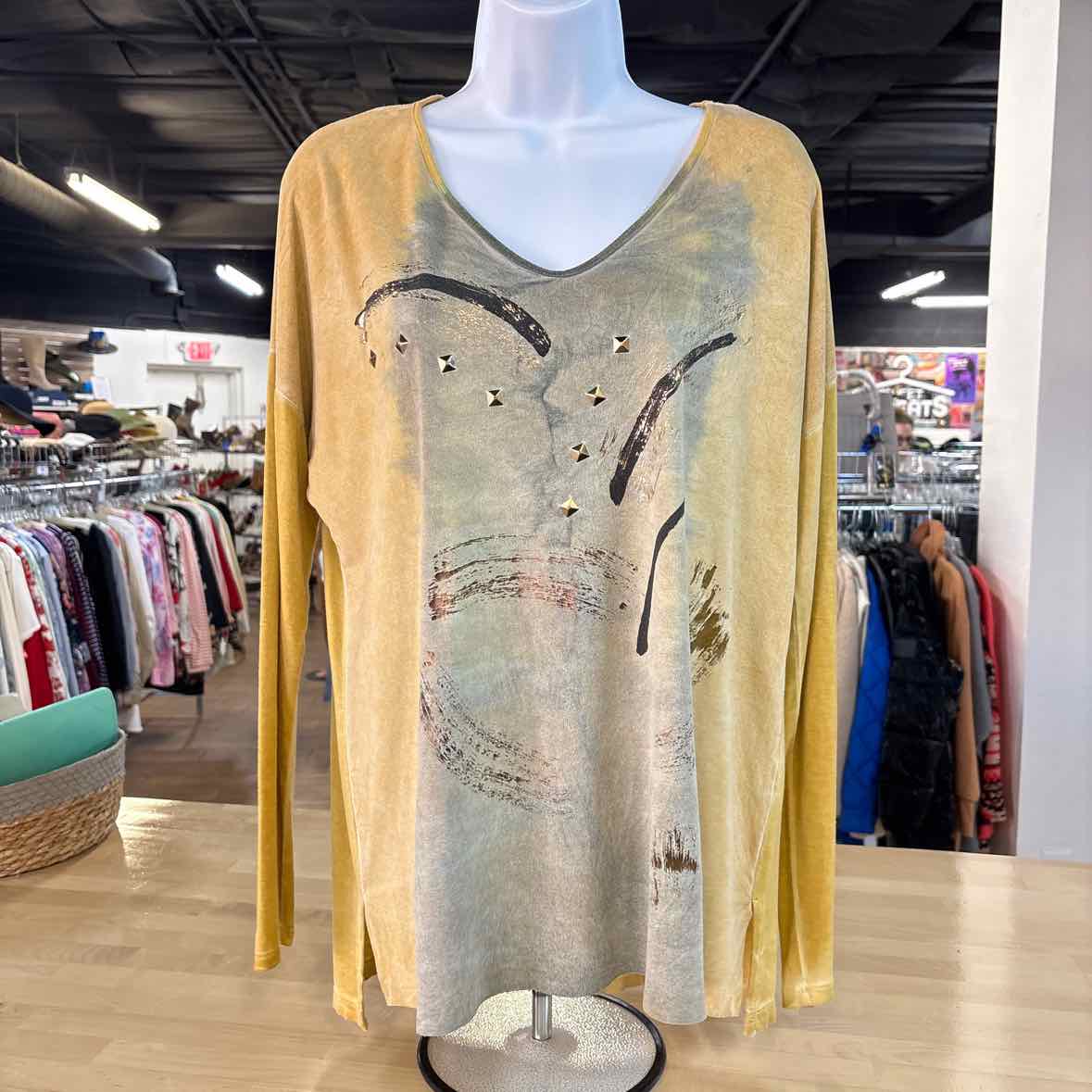 charlie b. Size M Yellow Preloved Knit Top
