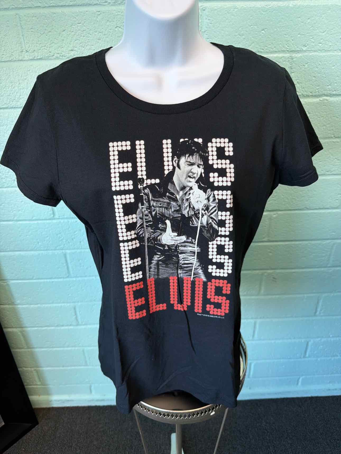 AssortedBrands Size M Black T-shirt