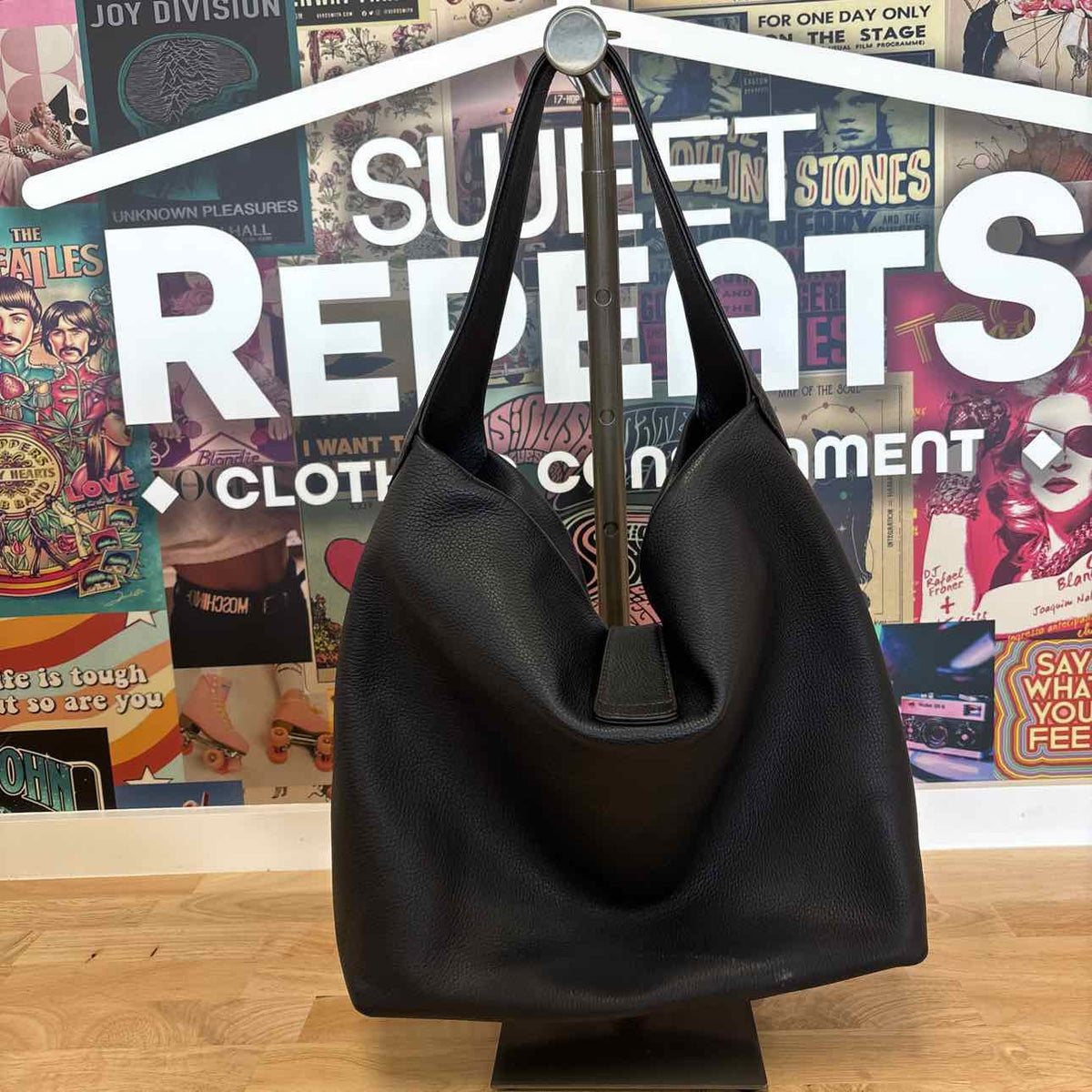 Dooney & Bourke Black Pebbled Leather Preloved Handbag