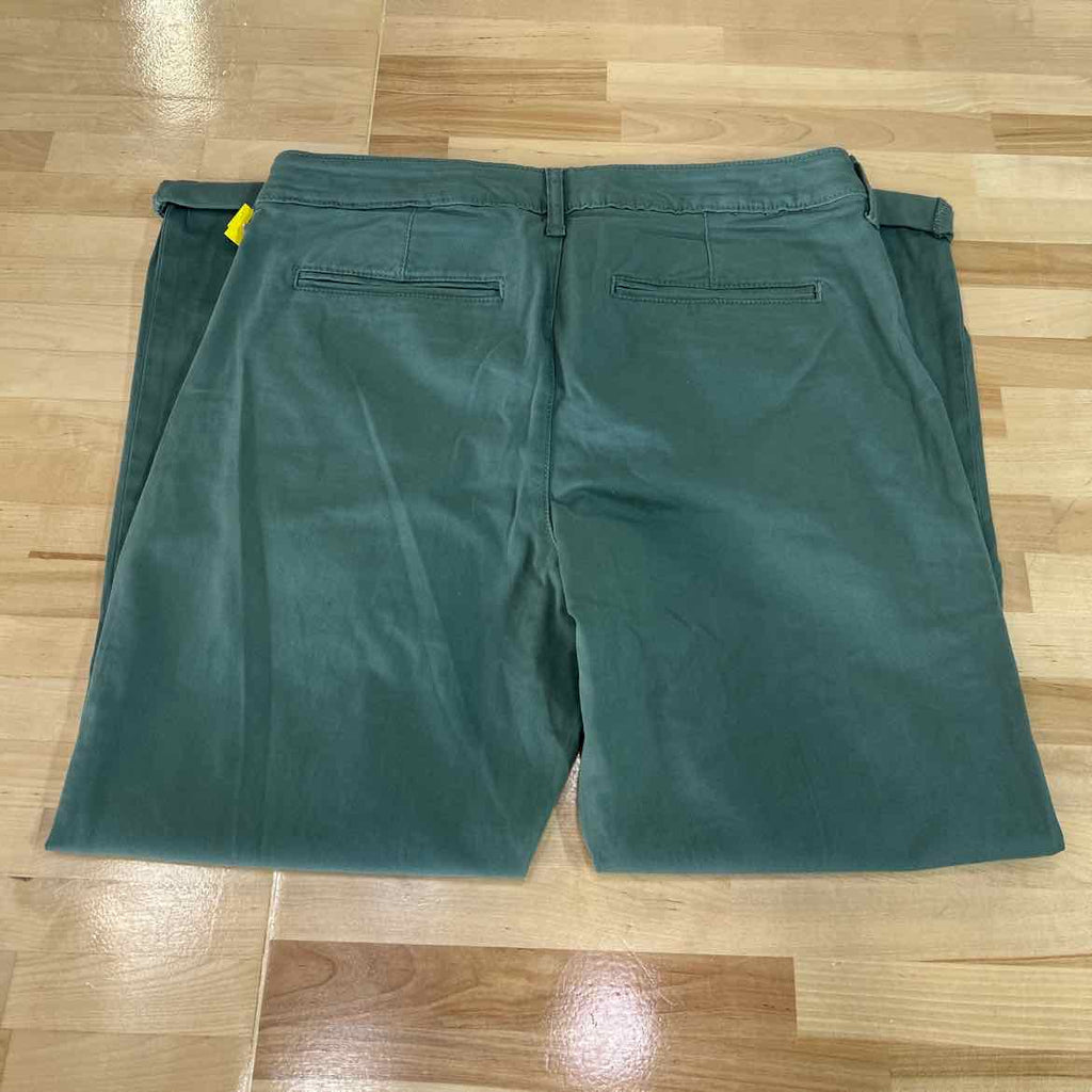 St John's Bay Size 10 Green Preloved Pants