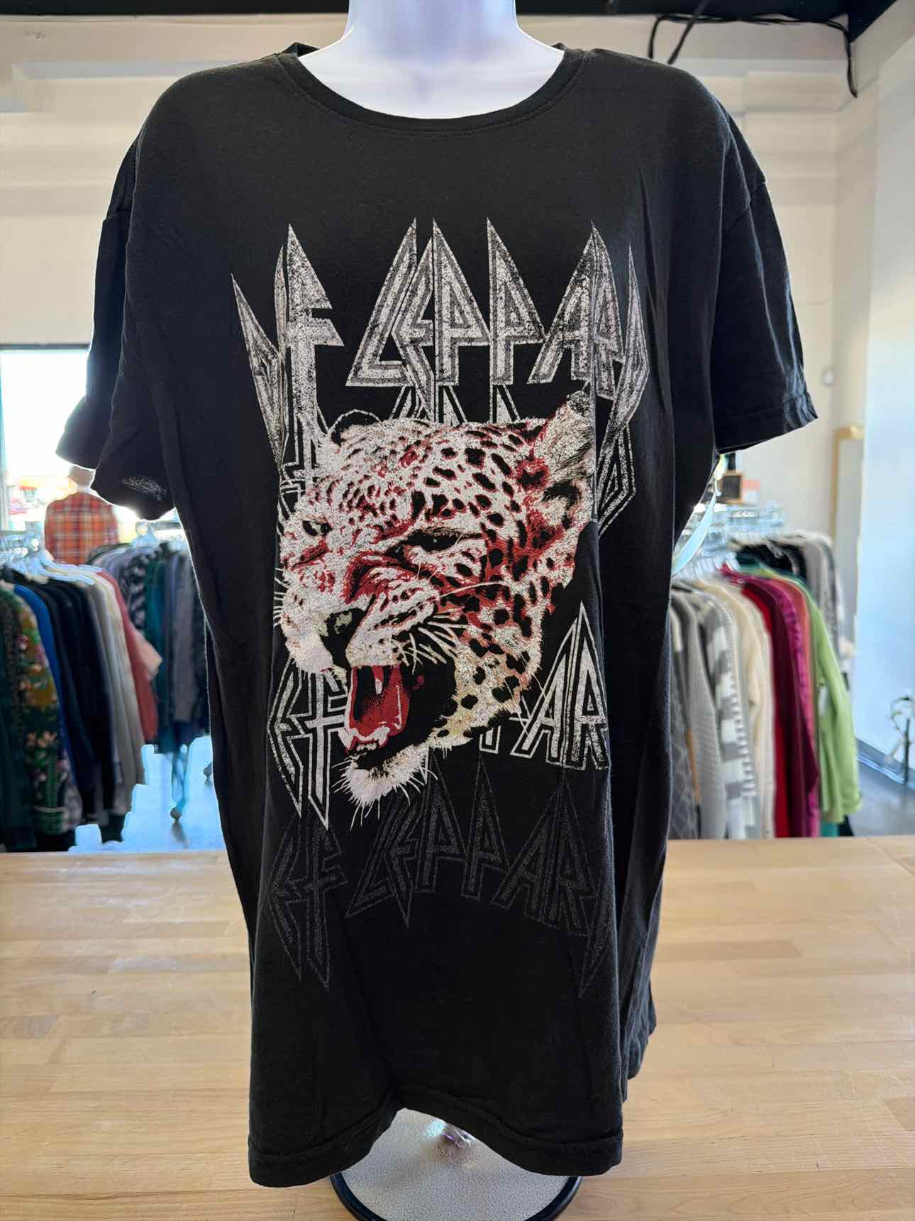Def Leapord Size XXL Black T-shirt