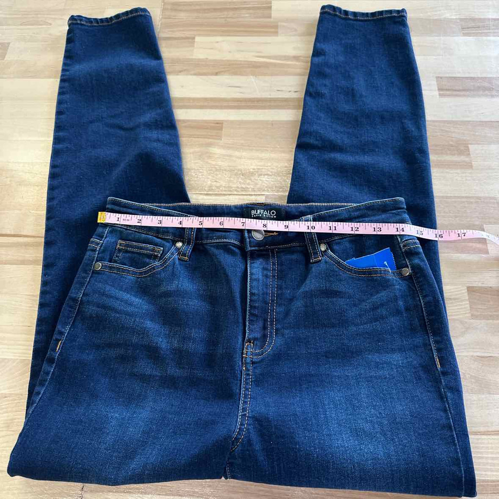 Buffalo Size 6 Blue Jeans