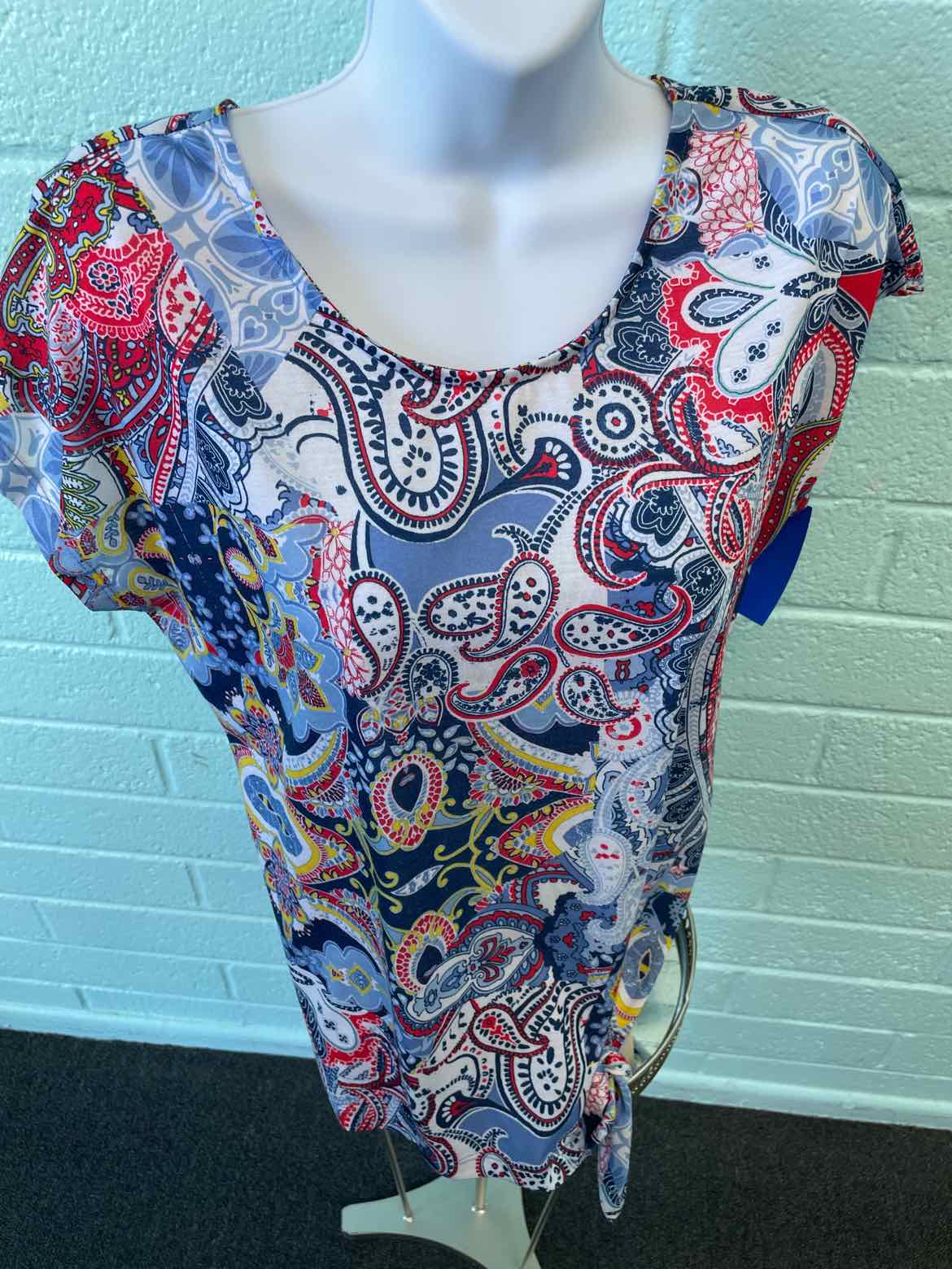 Allison Daley Size SP blue white green Shirt