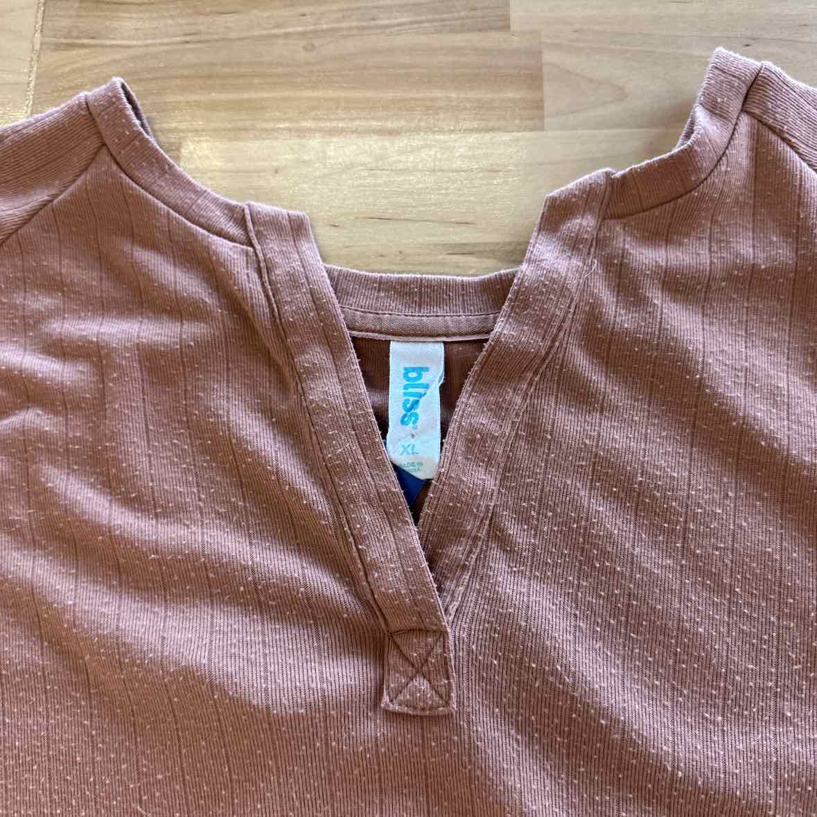 Bliss Size XL Tan 2 pc sets