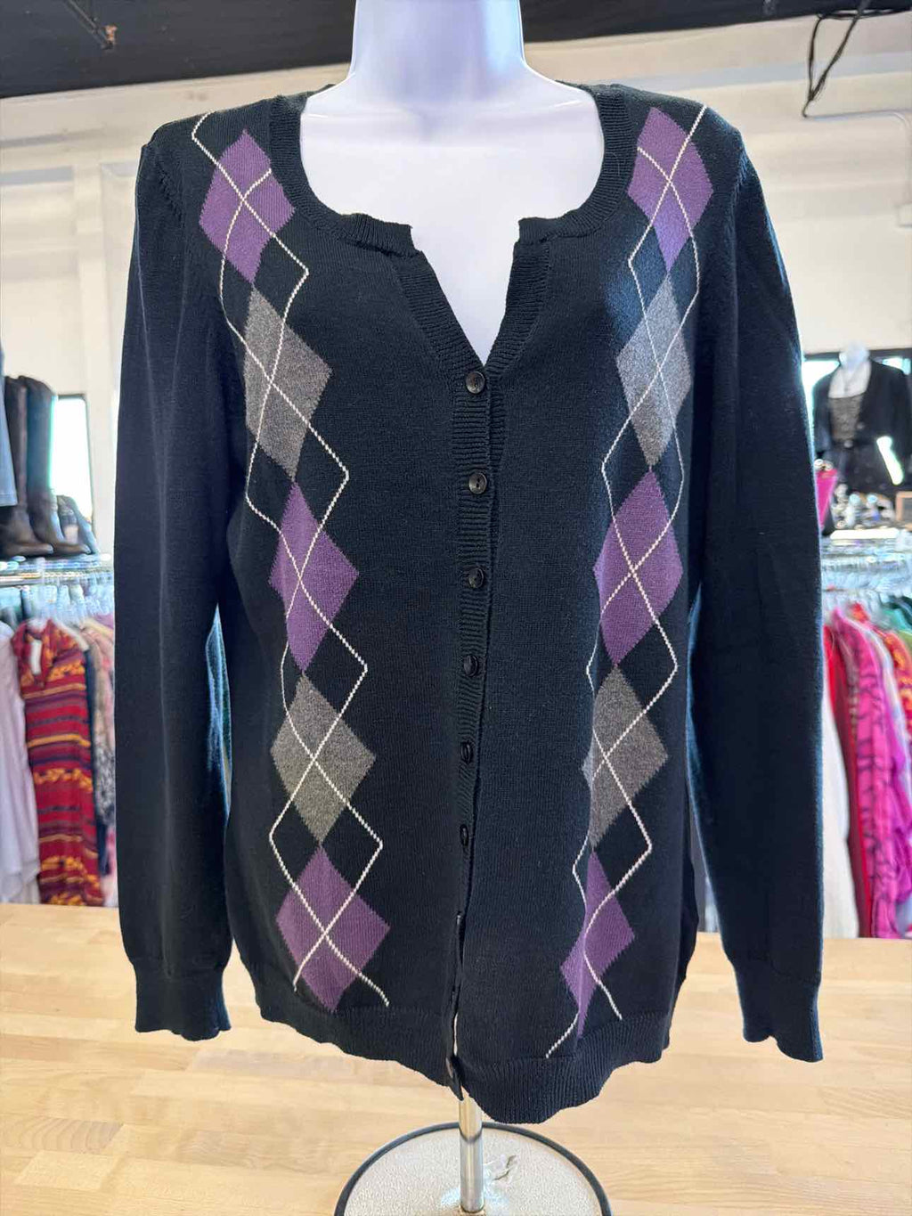 Reitman's Size M Black Cardigan