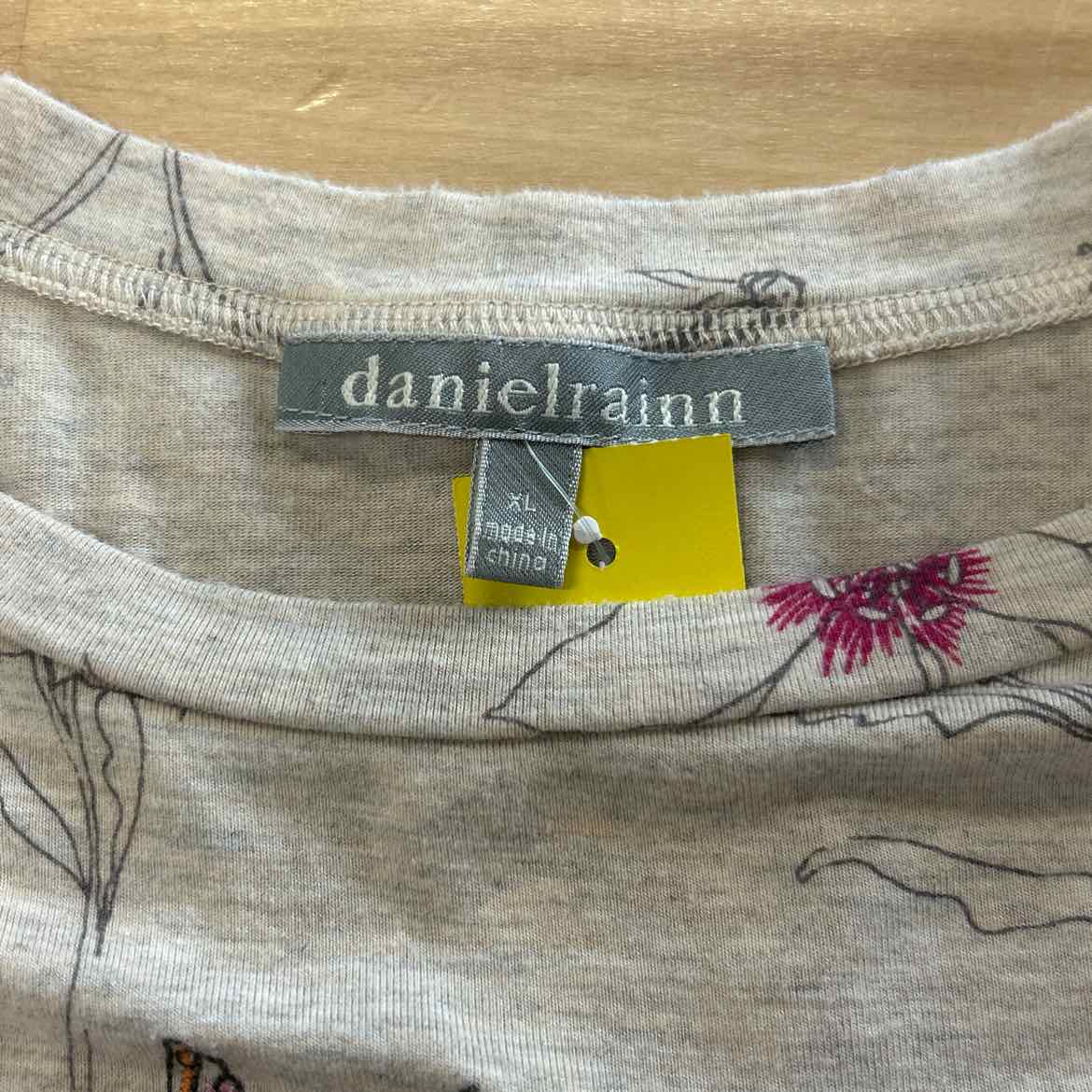 Daniel Rainn Size XL Tan Blouse